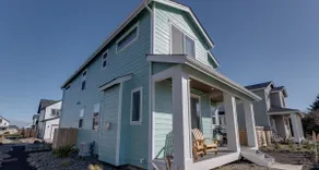 Clamalot - Oyhut Bay Seaside Village - Image 3