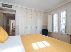 Magno Apartments Glass - Image 3