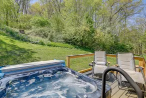Lakefront Kingsport Home w/ Private Hot Tub! - Image 2