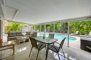 ‘Pelican Nest’, Tropical Naples Villa w/ Pool - Image 2
