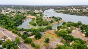 Lake Marble Falls Waterfront, House, Wet Slip, Huge Yard - Image 3