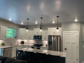 4 Master Suite Home Sleeps 12 w/Hot Tub in Door Co - Image 3