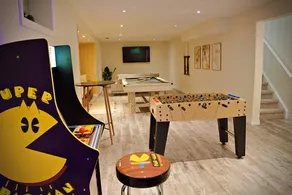 CloseToBeach Family Oasis HotTub Sauna & GameRoom - Image 5