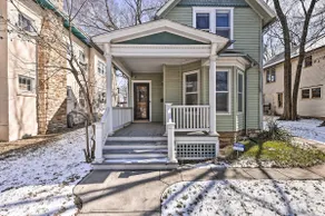 Newly Renovated Home Close to Dtwn Lawrence! - Image 3