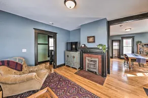 Newly Renovated Home Close to Dtwn Lawrence! - Image 5