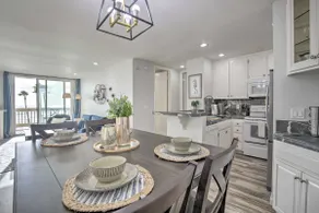 Charming Oceanside Condo w/ Beach & Pool Access! - Image 3