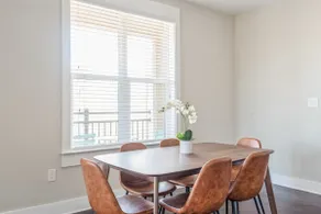Kasa | Family 2BD, Pool & Gym Access | Dilworth - Image 4