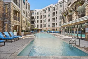 Kasa | Family 2BD, Pool & Gym Access | Dilworth - Image 2