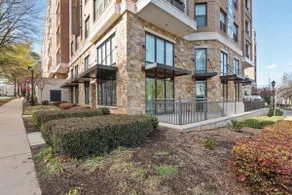 Kasa | Family 2BD, Pool & Gym Access | Dilworth - Image 5