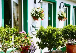 Agréable maison de vacances adaptée aux familles avec jardin et barbecue - Image 2