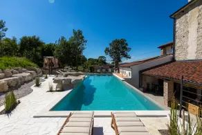 Villa Hillside with Pool - Image 2