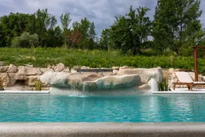 Villa Hillside with Pool - Image 4