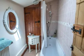 Bridge Cottage - Image 4
