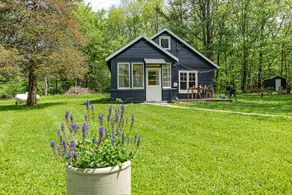 Apartment Therapy Woodland Cottage • Pets OK - Image 2