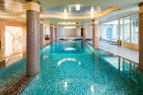 Voll ausgestattete Villa mit Whirlpool, Grill und Garten - Image 2