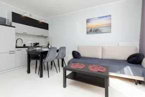 North 18B | Apartment | Home Office | Balcony - Image 3