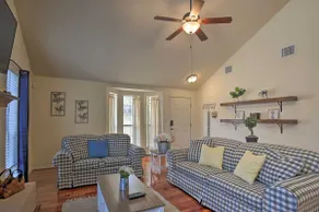 San Antonio Home w/ Pool & Hot Tub Near SeaWorld! - Image 5