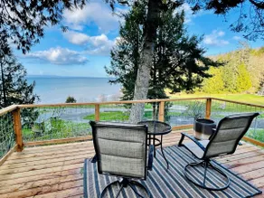 Moonlight Ridge Picturesque Tiny Home with a Milli - Image 2