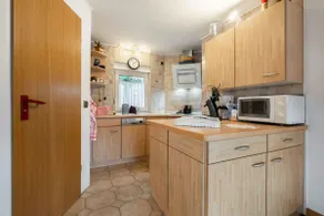 Plush Holiday Home in Güntersberge With Terrace - Image 5