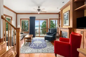 Lakefront Townhouse w/2 Decks Overlooking the Lake - Image 2