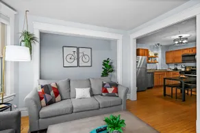 Clocktower Downtown Condo, Heirloom Vacations - Image 3