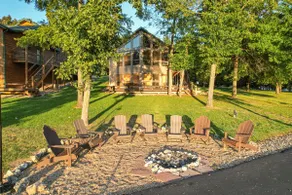 Hot Tub, Fire Pit, Awesome Loft & Amazing Views! - Image 4