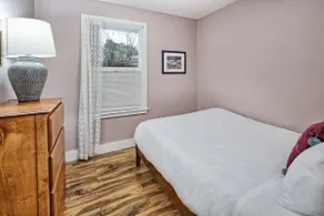 🍩Downtown Drift -Historic Arcata Home on the first floor - Hot Tub, Sauna & Bikes🐶 - Image 5
