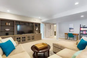 Welcome CU Graduation Families|Sleeps 10|Gather - Image 5