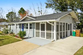 Blu-Mae Marie Beach House - Image 3