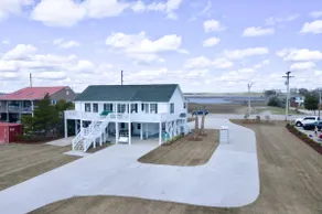 Waterfront home with Private Dock Hot tub and swimming as well as a large fenced backyard - Image 2
