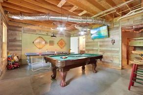 Creekside Cabin • Mtn Views • Game Room • Firepit - Image 4