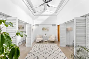 White Stone House: Pet-Friendly Home on 10 acres! - Image 3