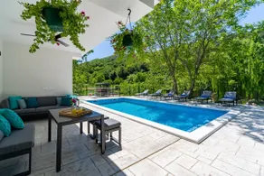 New! Villa Zara with 34 sqm heated Pool, Jacuzzi, Billiard, Table tennis, 8pax - Image 5