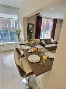 Barbican House - Image 3