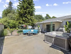 Old Town Monrovia Hot Tub Retreat - Image 3