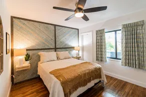 2BR stay w/ pool, backyard & BBQ grill - Image 4