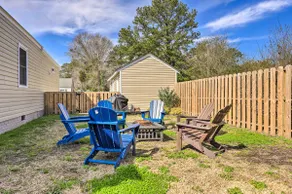 New Bern Retreat w/ Fire Pit ~ 1 Mi to Dtwn! - Image 3