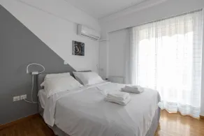 Deco Marble Apt with Acropolis view - Image 5