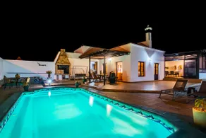 Eslanzarote Acoruma House, Super Wifi, Heated Pool - Image 2