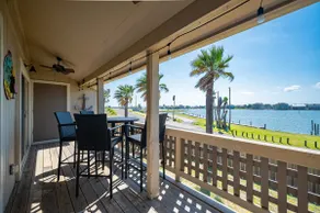 Simply Wonderful Condo with Bayview Private Pier and Pools - Image 4