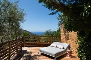CA'N QUINN - Image 5