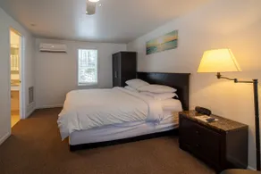 Room 5 at Inland Lake Motel, Indian River, MI - Image 4