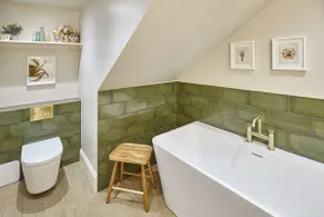 Host & Stay - The Salt Nook - Image 4