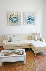 Pet-Friendly Apartment with Sea View, Balconies & A/C - Image 3