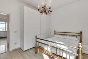 Elegant Blue Apartment in Vicenza - Image 3