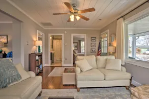 Private Yard & Water Views: Cozy Urbanna Cottage - Image 4