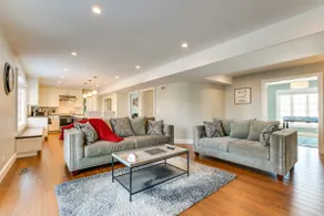 Bike & Kayak: Lakefront Prospect Heights Home - Image 3