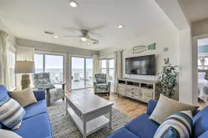 Breezy PCB Retreat w/ Direct Beach Access! - Image 3