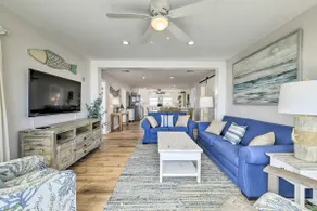Breezy PCB Retreat w/ Direct Beach Access! - Image 5