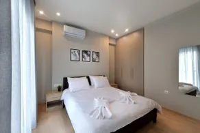 Porto Pireo Luxury Suite 2 - Free WiFi - Image 2